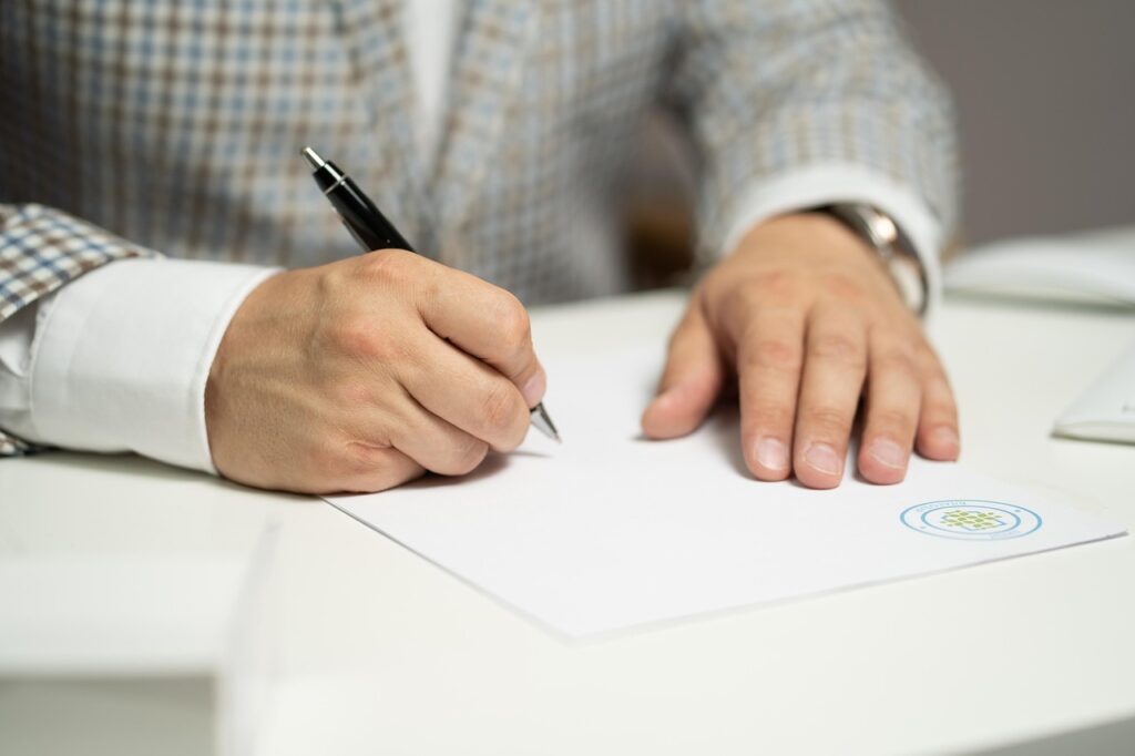 クラウドサインを活用した会社設立の使い方は？