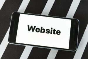 ホームページにおける会社情報の正しい表記とは？